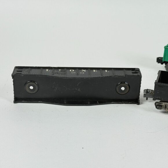 Lionel 3 Train Cars Vintage 1002 Gondola & Others For Parts - Picture 3 of 10